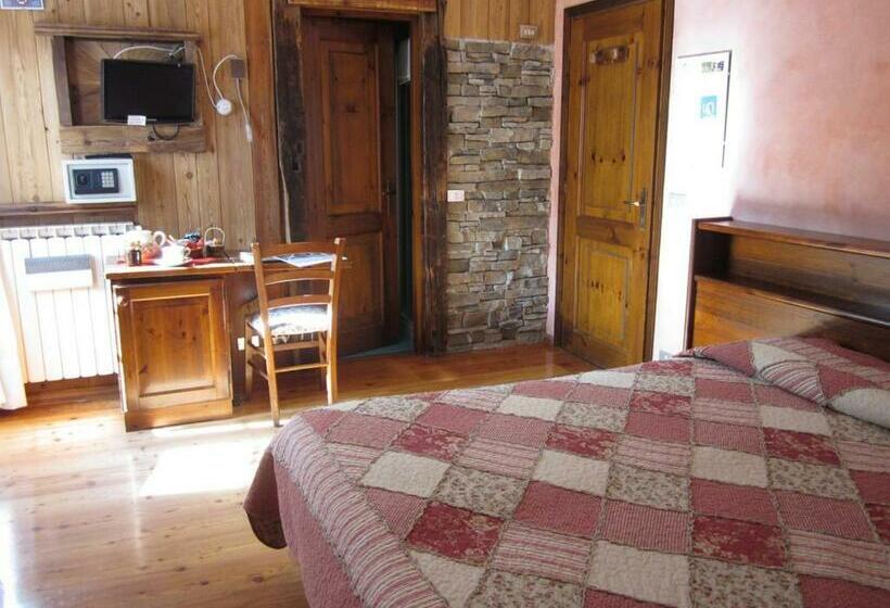 חדר סטנדרט עם נוף, Albergo Boule De Neige