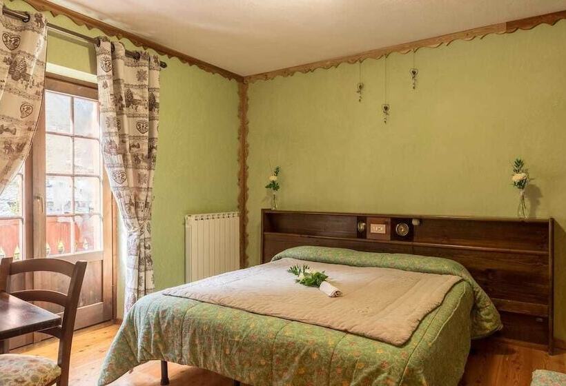 חדר סטנדרט עם נוף, Albergo Boule De Neige