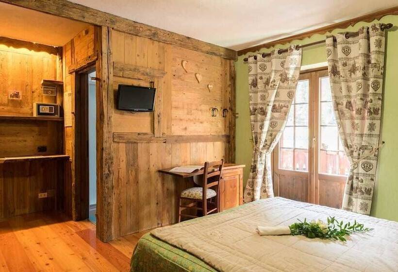 חדר סטנדרט עם נוף, Albergo Boule De Neige