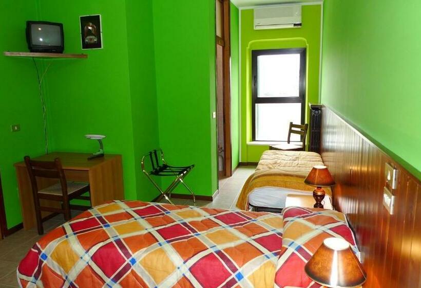 스탠다드 트리플 룸, Albergo Simonati