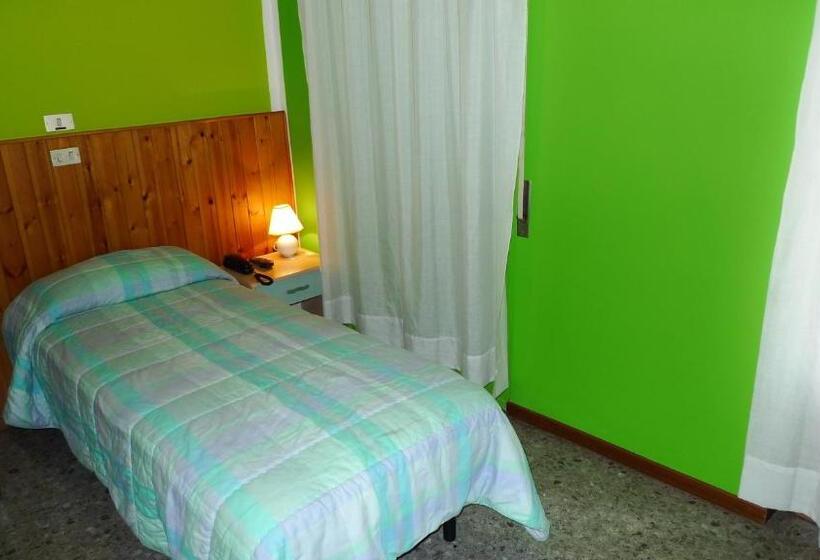 스탠다드 싱글 룸, Albergo Simonati