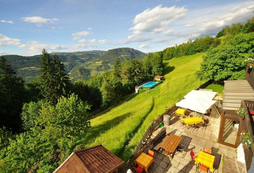 Standardzimmer mit Balkon, Bad St Isidor