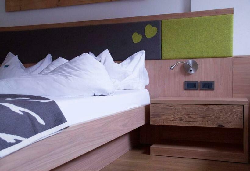 חדר סטנדרט, Berghotel Miramonti