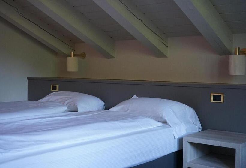 标准三人间, Binelli