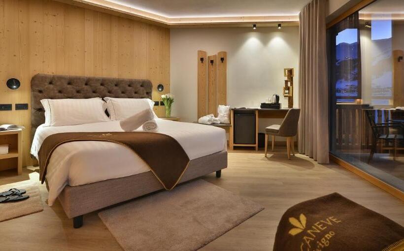 豪华套房, Bucaneve