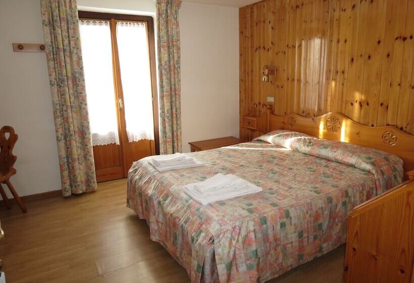 חדר סטנדרט יחיד, Col Serena