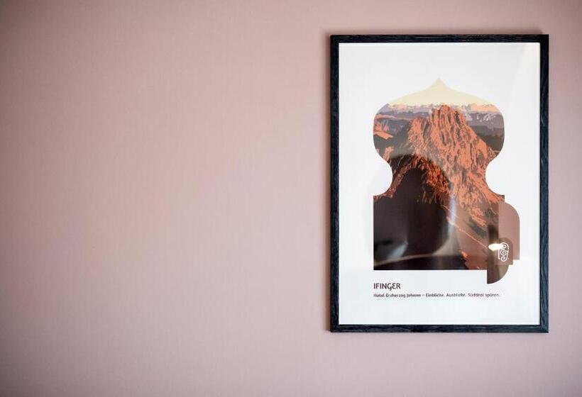 Номер Стандарт Вид на Горы, Erzherzog Johann