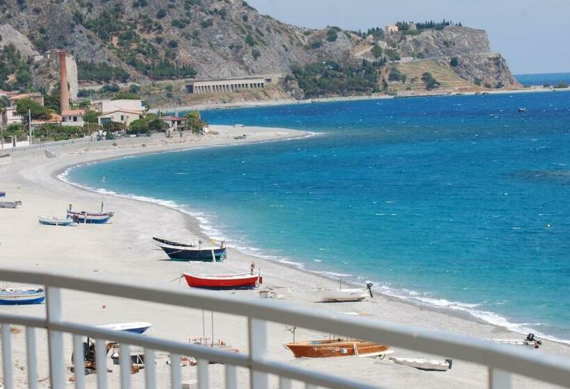 חדר סטנדרט עם מרפסת, Il Girasole