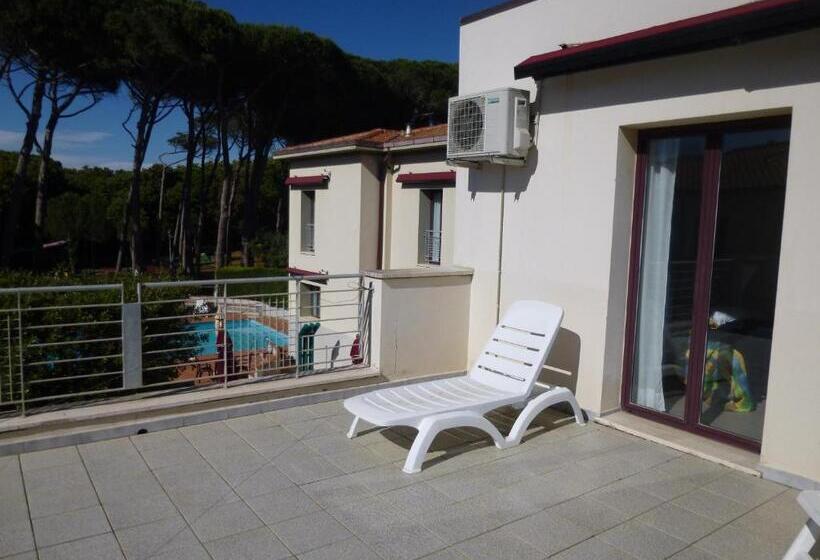 スタンダード４人部屋, Kontiki