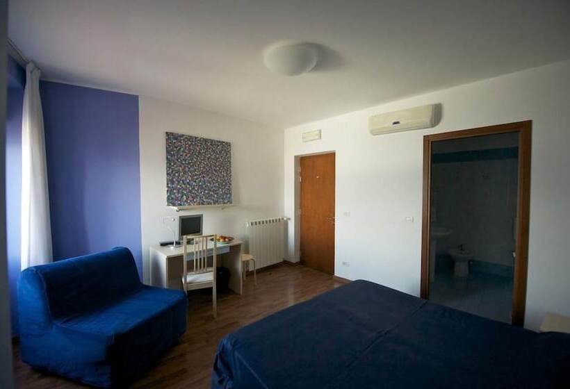 غرفة قياسية, La Bussola