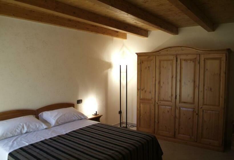 Quarto Triplo Estandar, Locanda Dal Sor Francesco