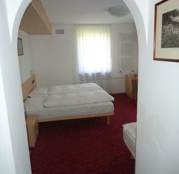 スタンダードトリプルルーム, Pensione Dolomiti