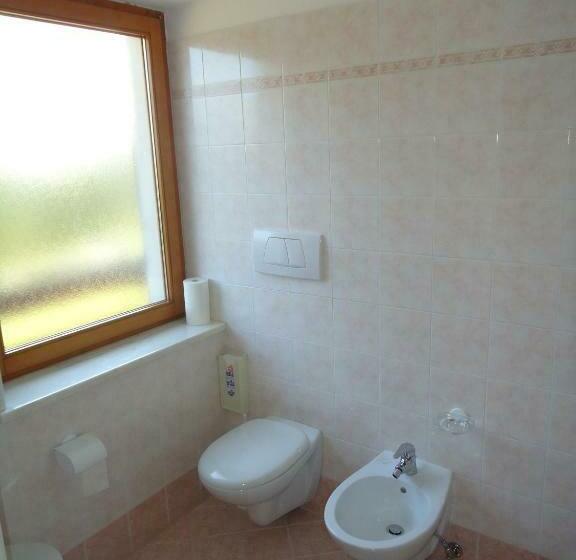 スタンダードトリプルルーム, Pensione Dolomiti