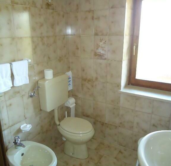 マウンテンビュースタンダードルーム, Pensione Dolomiti