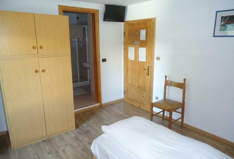 スタンダードシングルルーム, Pensione Dolomiti