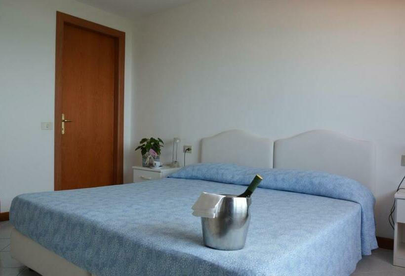 스탠다드 발코니 룸, Sirenetta