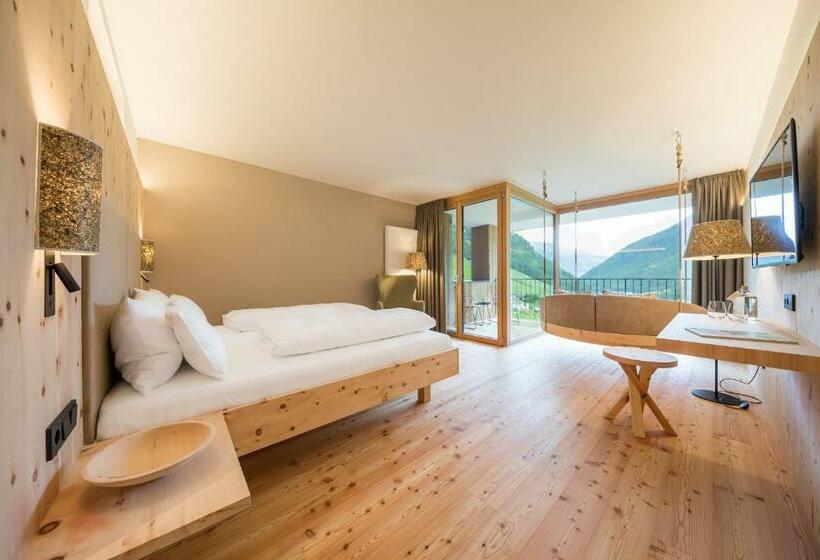 高级套房, Tonzhaus