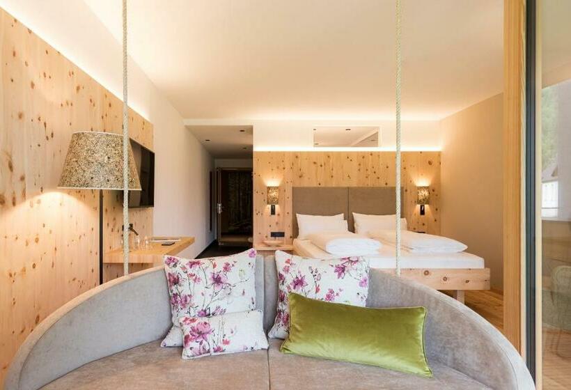 高级套房, Tonzhaus