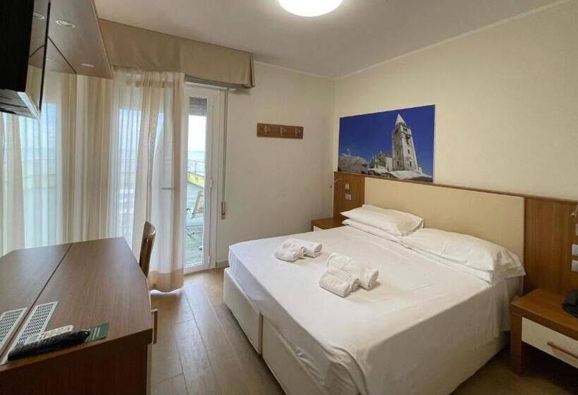 Quarto standard vista mar com balcao, Verona