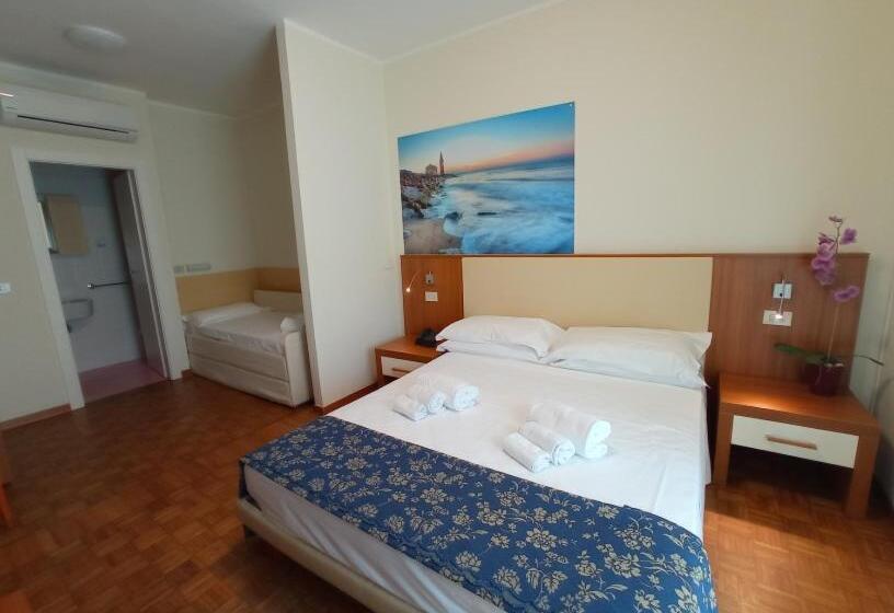 Quarto Quadruple Standart Vista Jardim, Verona