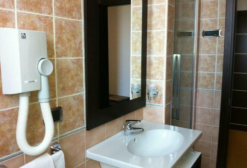 Quarto Triplo Estandar, Villa Alessandra