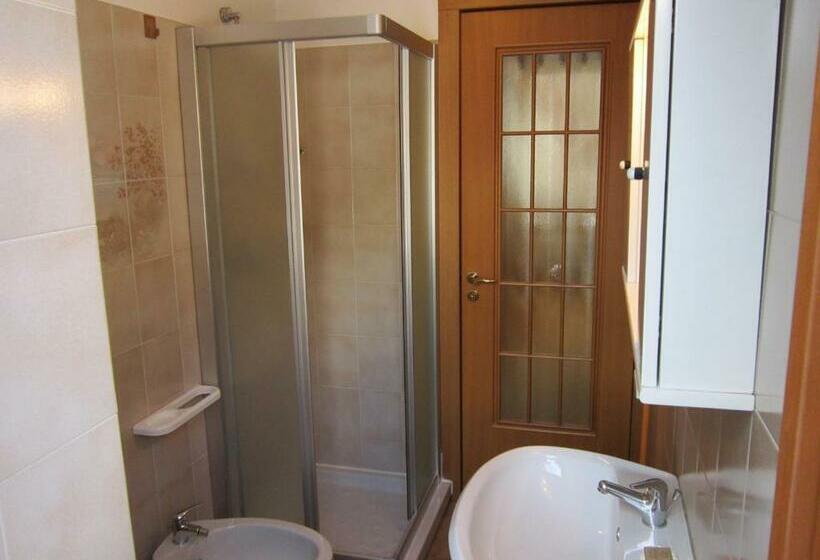 شقة غرفة واحدة, Residence Delapierre