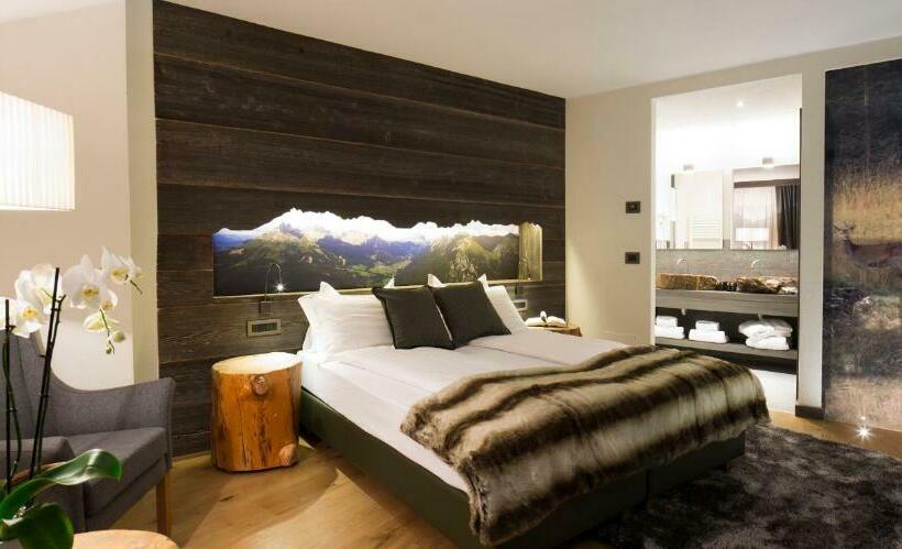 Superior suite with balcony, Sport Hotel Majarè