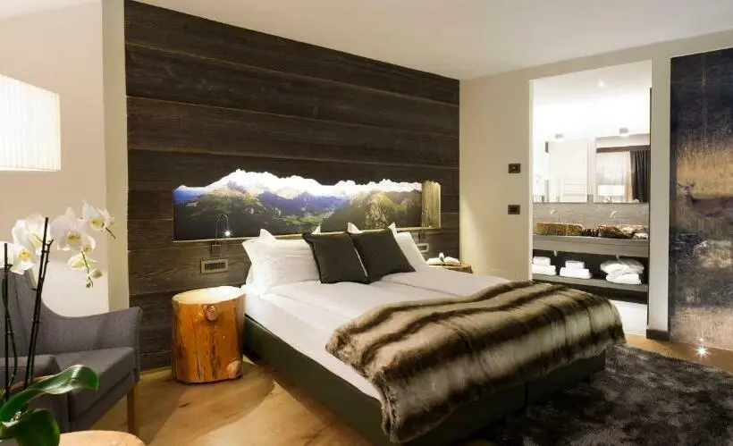 Superior suite with balcony, Sport Hotel Majarè