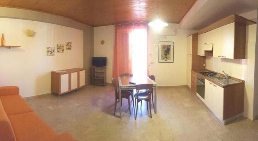 スタンダードルーム, Resort Eloisa