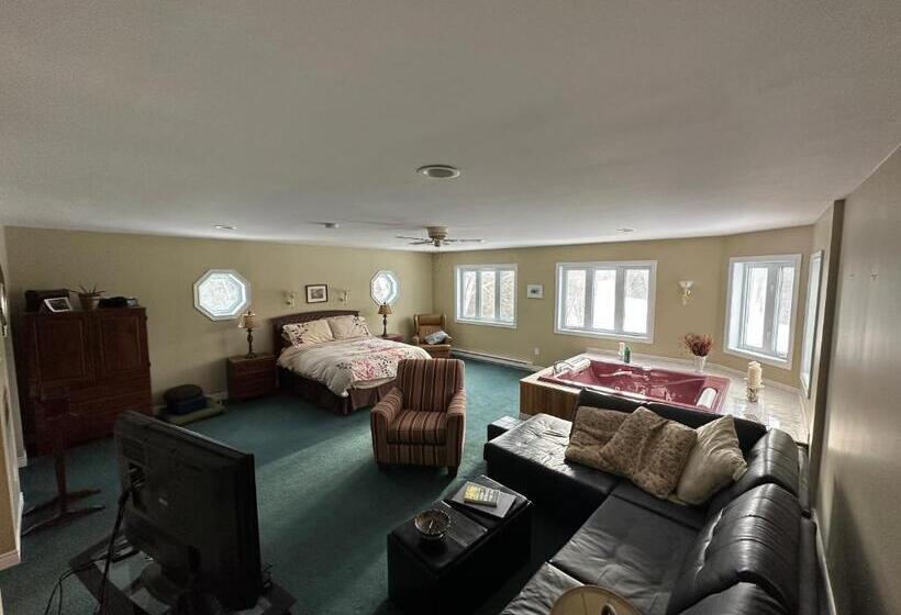 Семейный Номер, Eden Estate B&b