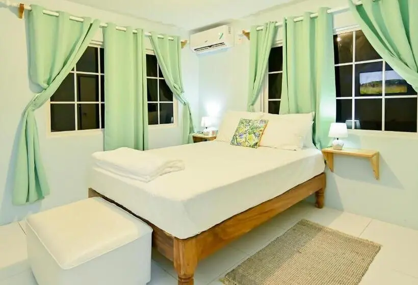 اتاق استاندارد با بالکن, Sands Great Bay