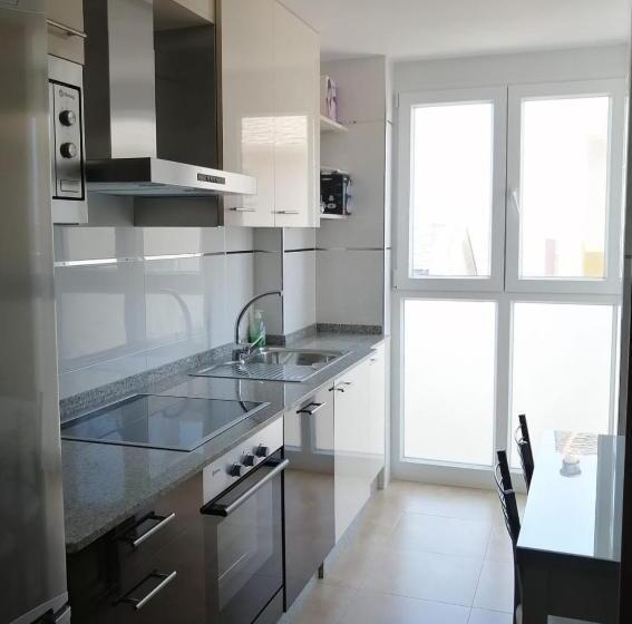 شقة غرفتين, Apartamentos Rompeolas