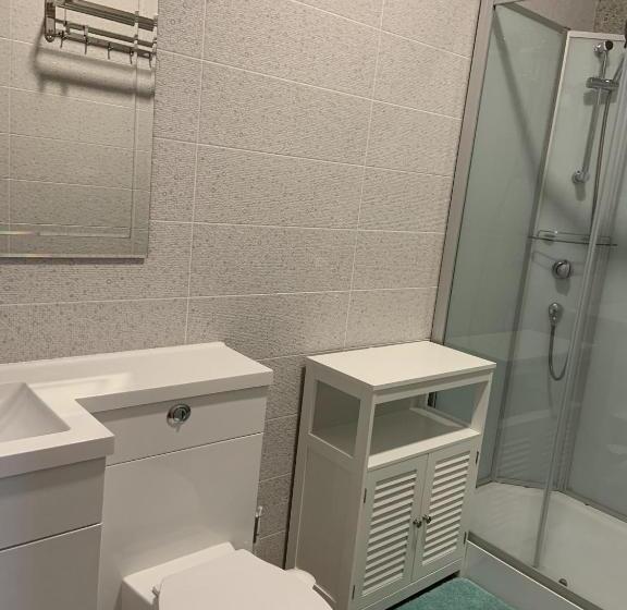 Standard room with outdoor bath, Gers, Midi Pyrénées : Séjour De Charme à La Résidence D Auzan