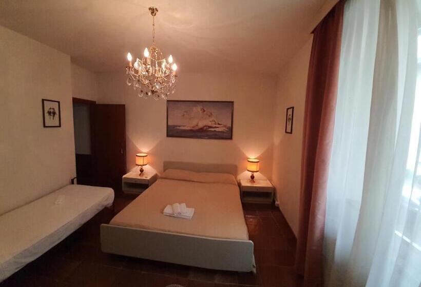 Номер Deluxe Вид на Сад, La Grotta Di San Michele