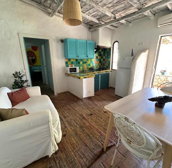 Апартаменты 2 Спальни, Nuriah Boutique House