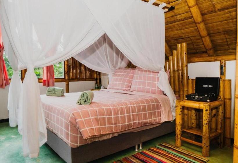 ファミリールーム, Boscaje Solarpunk Habitat