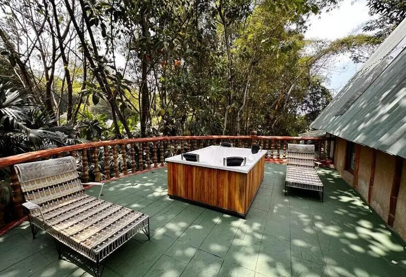 Deluxe-perhehuone, Boscaje Solarpunk Habitat