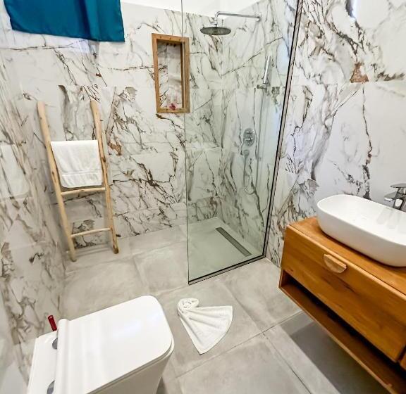 آپارتمان 1 خوابه با چشمانداز دریا, Just Heaven Apartments