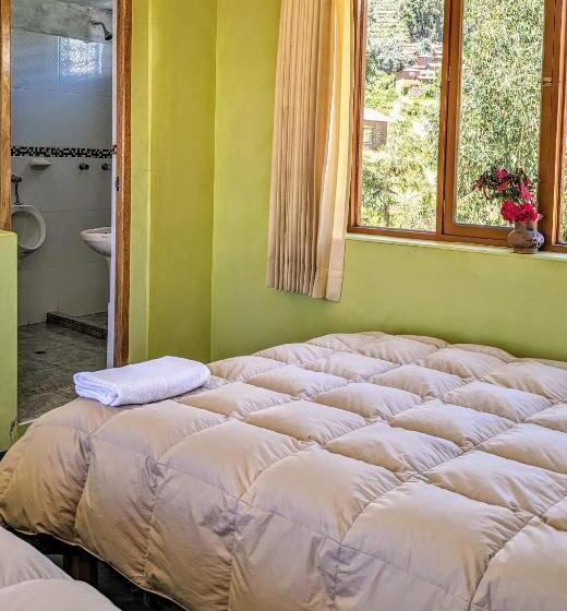 标准间, Amantani Sol Andino