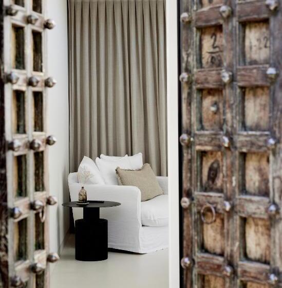 וילה עם חדר שינה אחד ובריכת שחיה, Villa Riad