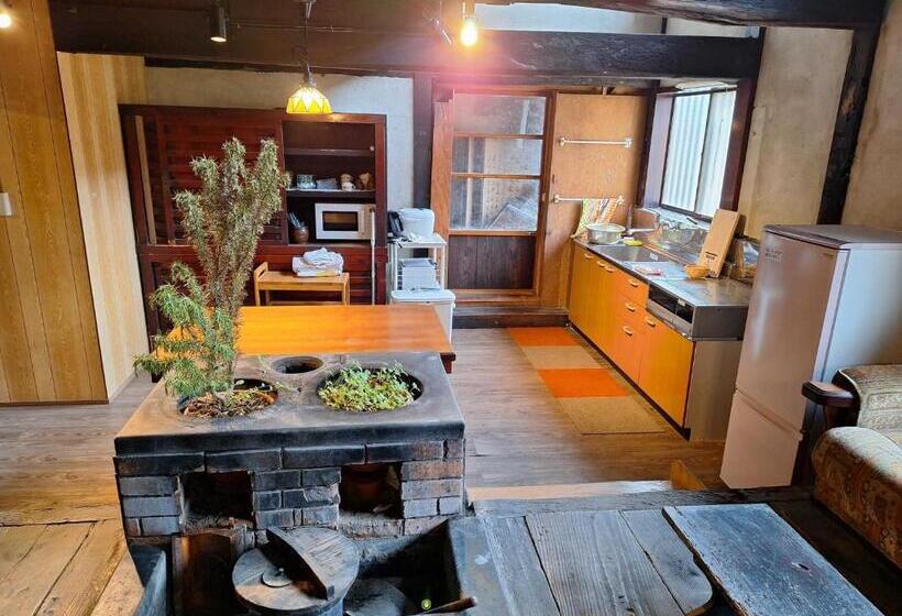 اتاق استاندارد با سرویس بهداشتی مشترک, Gloce Sadoベースキャンプ宿根木