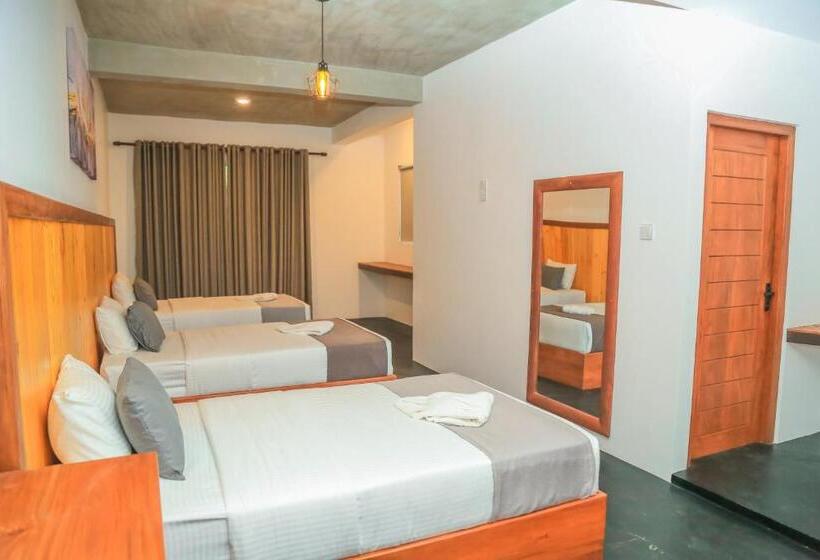 غرفة سوبيريور ثلاثية, Mount End Hotel Nuwara Eliya