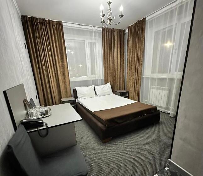 اتاق استاندارد, Faeton