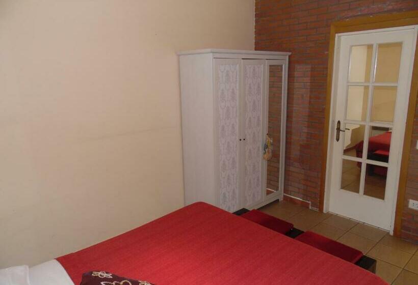 Номер Стандарт, Agorà Hostel