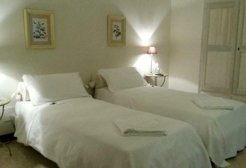 اتاق استاندارد, B&b Casa Del Teatro