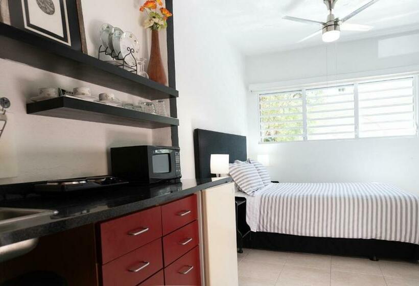 استودیوی استاندارد, Casa Isabel B&b