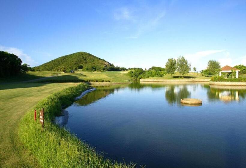 اتاق خانوادگی تودرتو, Grand Coloane Resort