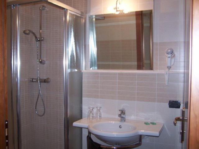 غرفة قياسية, Ai Sette Nani