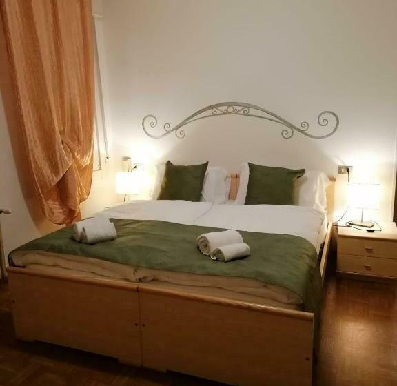 חדר סטנדרט לארבעה, Albergo Alla Costa