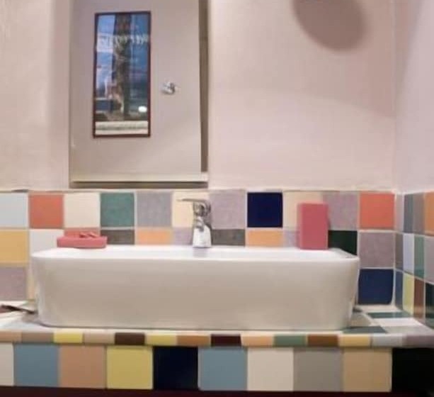 Standard Szoba, Colombo Genova